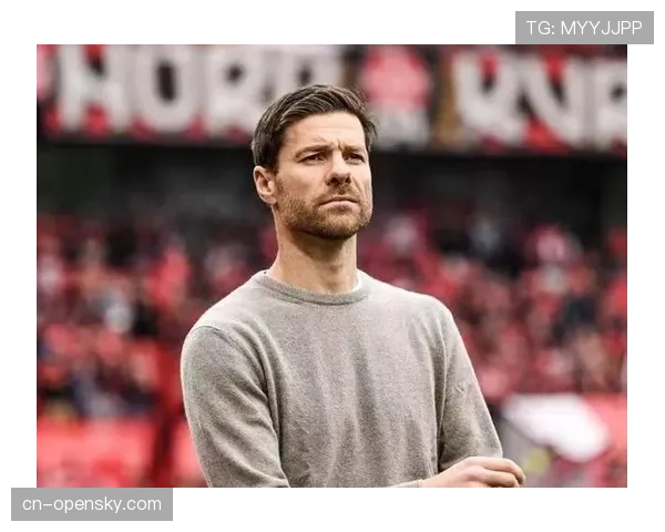 官方：哈维-阿隆索与勒沃库森续约至2028年